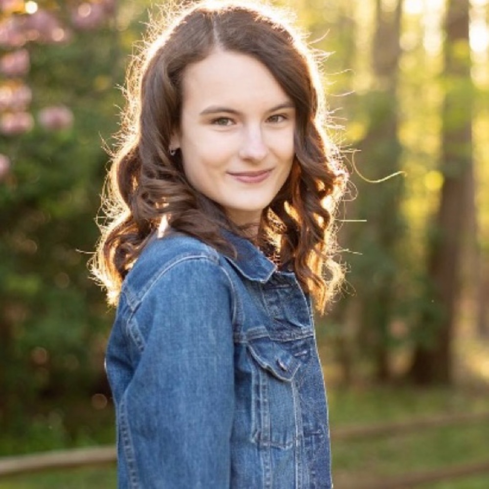 Welcome to my closet!😄